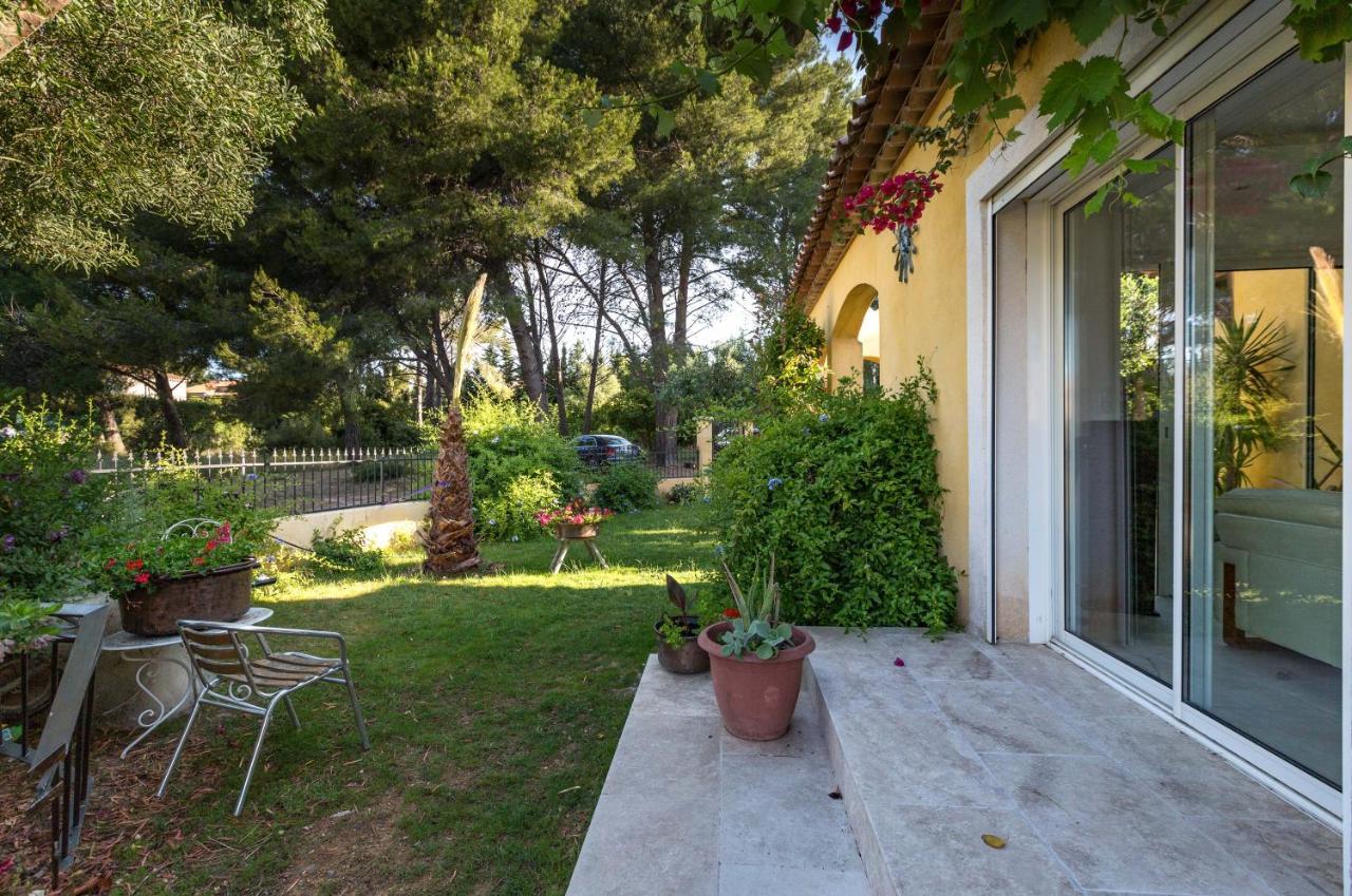 Villa De La Terre Blanche Sanary-sur-Mer Dış mekan fotoğraf