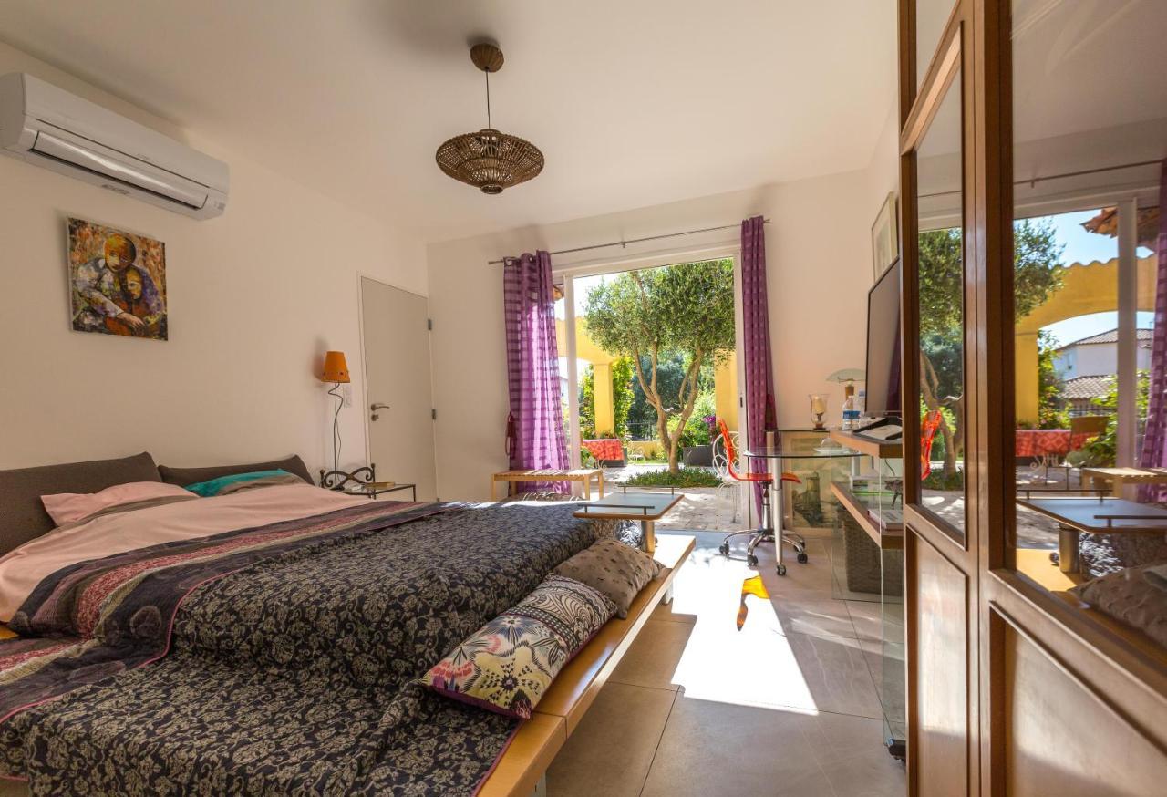 Villa De La Terre Blanche Sanary-sur-Mer Dış mekan fotoğraf