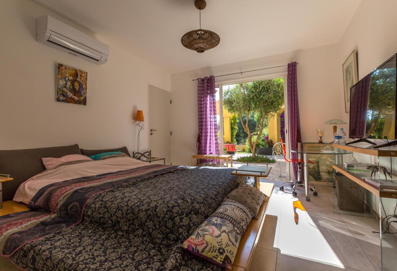Villa De La Terre Blanche Sanary-sur-Mer Dış mekan fotoğraf